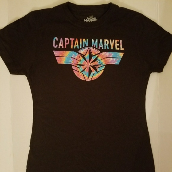 Marvel Tops - Marvel Captain Marvel Logo T-shirt *NWOT*